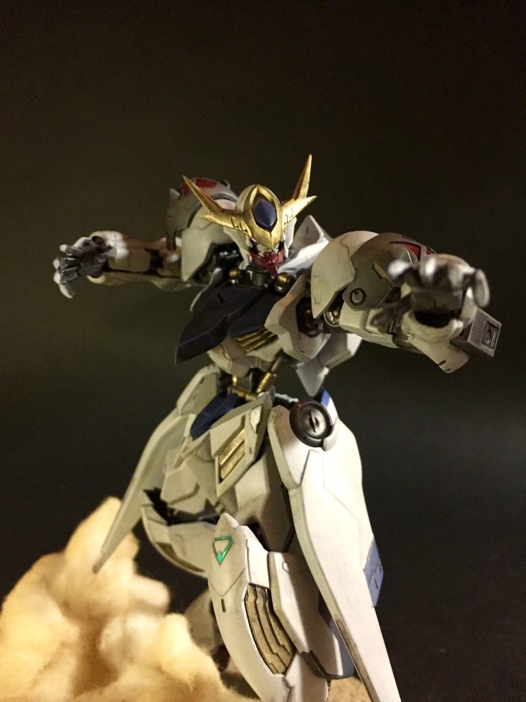 胸の張り出しを延長してあります