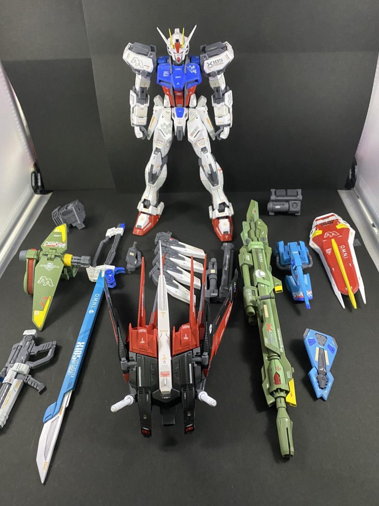 ## フルウェポン
男の子なら大抵これ好きでしょ。
ビームライフルと増加エネルギーパックの塗り分け気に入ってます。