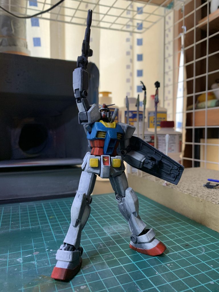 懐かしい感じのガンダム–4枚目/制作者：@kiiroiozisann