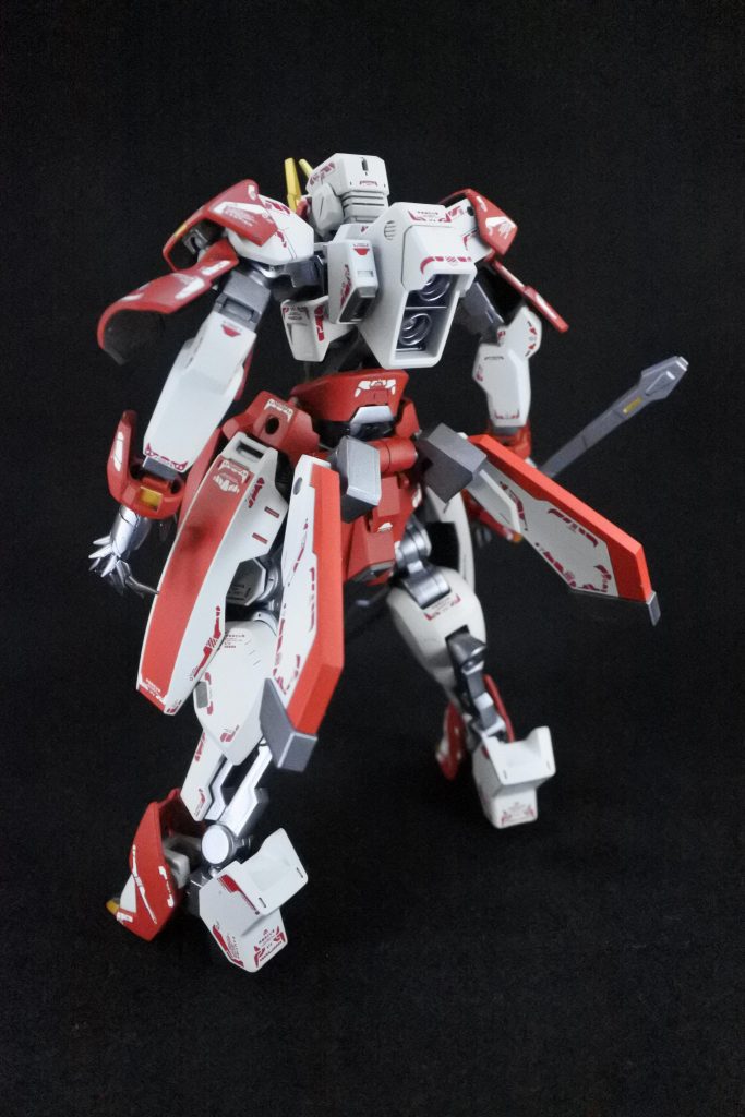 バックパックはジムスナ2、腰部はグレイズリッターやMSGを使っています。