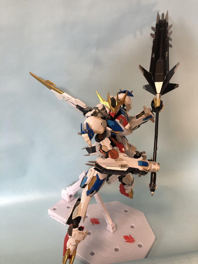 巨大メイス！かっこいいけど、重くてポーズ付けられないのが、玉に瑕…