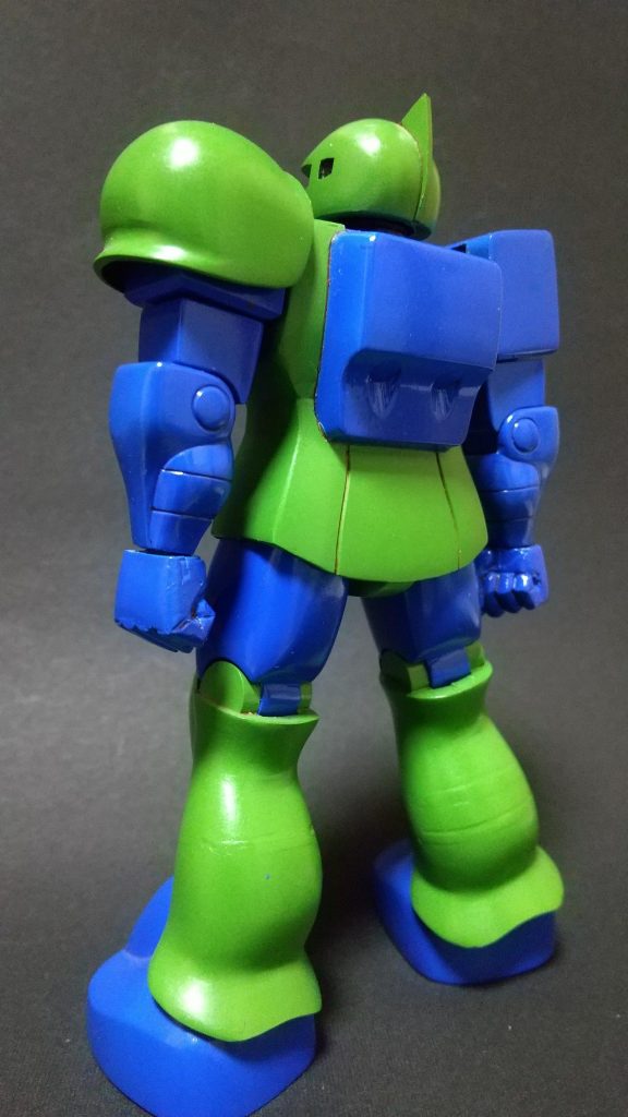 皆さん忘れがちなふくらはぎのえぐれも再現(かく言う僕も忘れてた)
ふくらはぎのプラ板加工部分が思いっきり痩せてます(´^ω^)