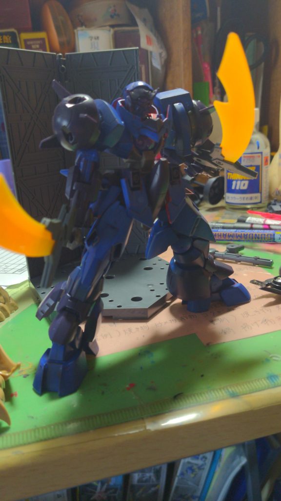 GNオーガソード二式改
羅刹と同じ二式を装備させているがドージが扱える用に新調した為に名前は、二式改になっているこちらもGNフィールドごと敵機体を切る程の切れ味を持つ。連結してGNオーガツインソード二式改になる！！