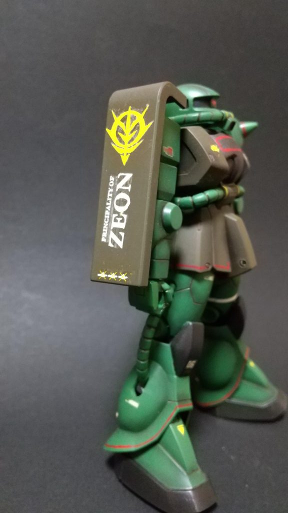 大好きとか言ってるクセにシールドのマーキングをサボってデカールで。
気が向いたら正式なアレに直します