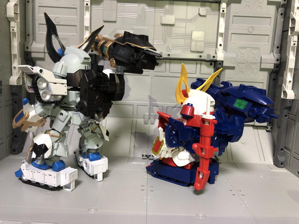 元キットとの比較、裏面。