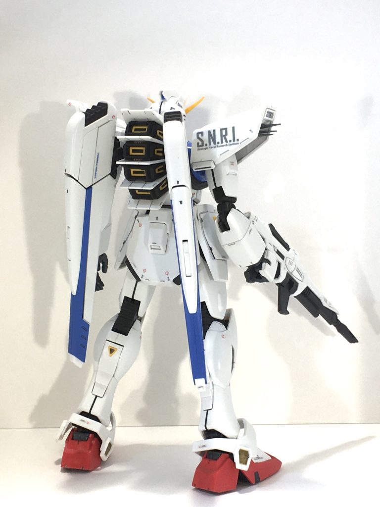 背面のデザインも画期的ですね。大好きです。