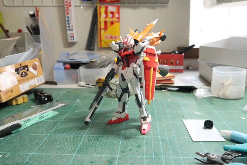 塗装前です
ガトリングを生かそうか考えたのですがコスパ悪い工作だと思ったのでやめました☹️