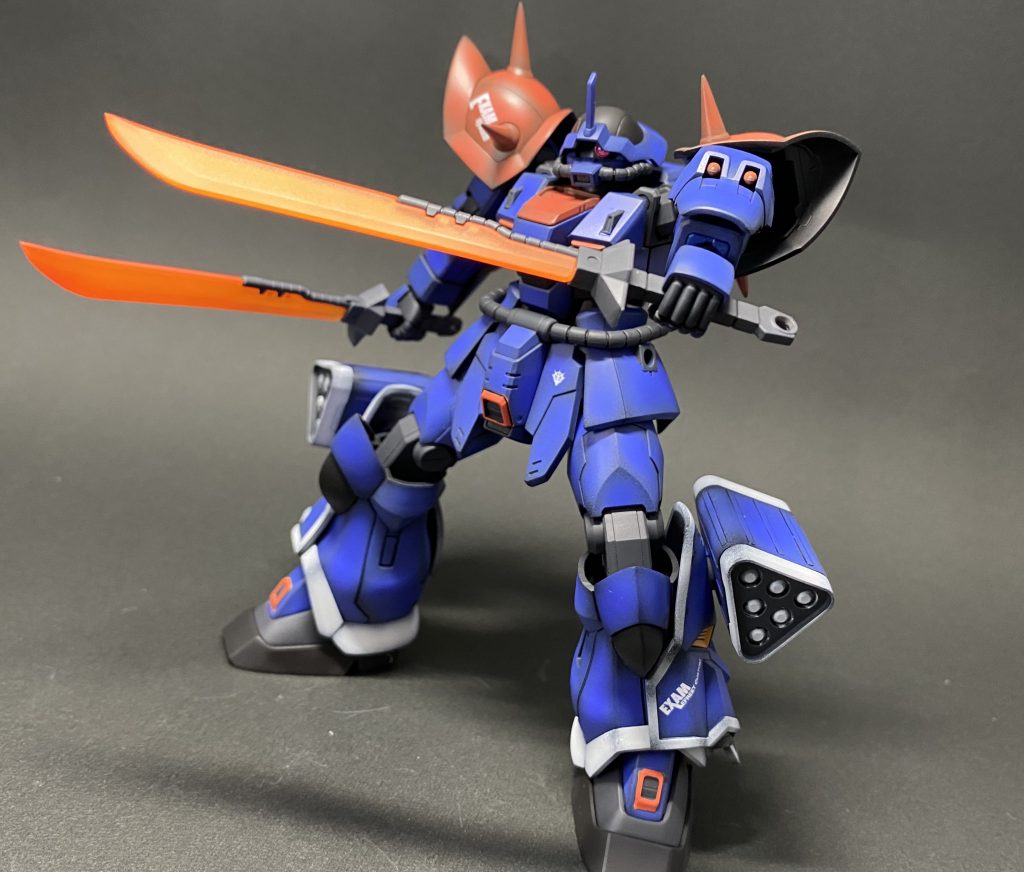 両手にヒートソードを持つ様がかっこいい。