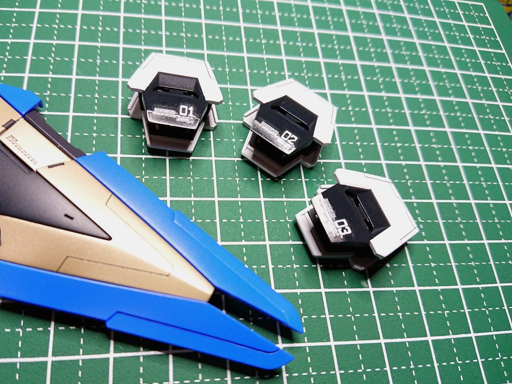 シールドビットにナンバーデカールを