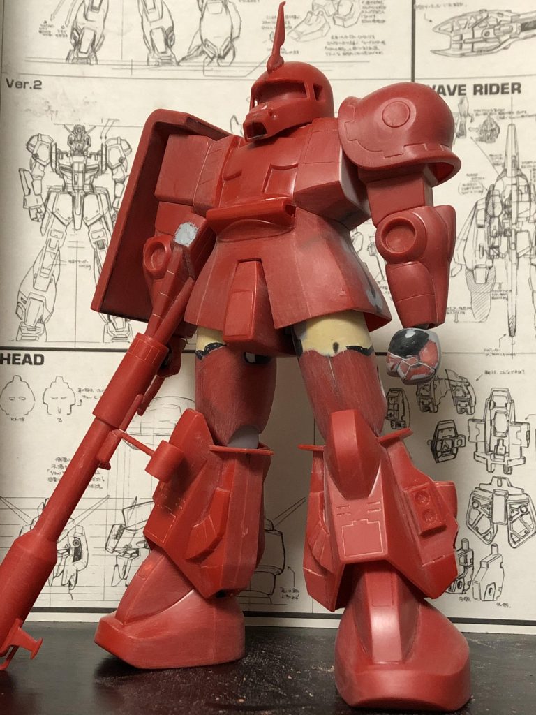 塗る前の方が姿勢がいいのはなんでだろう笑　パイプとかあしの羽を仮組みしなかったからかな⁇この時点が理想のスタイルだったんですが笑　そのうちシンマツナガザクでリベンジしたいですね