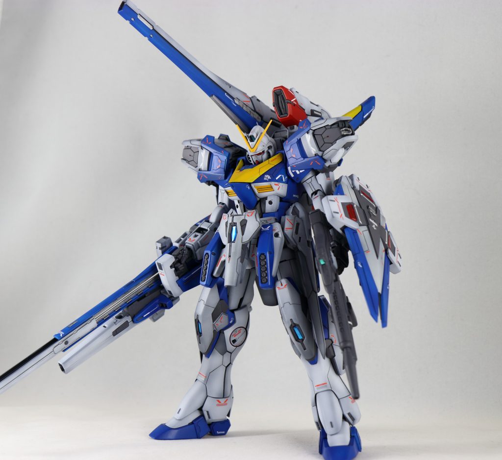 アサルトパーツのカラーリング変更に加え、曲面だったパーツを平面に面だししてあります。