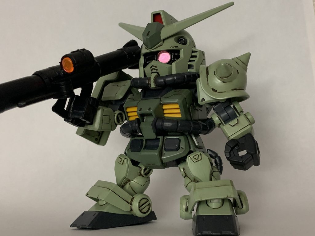 ザクの武装をそのまま使って戦うぞ!