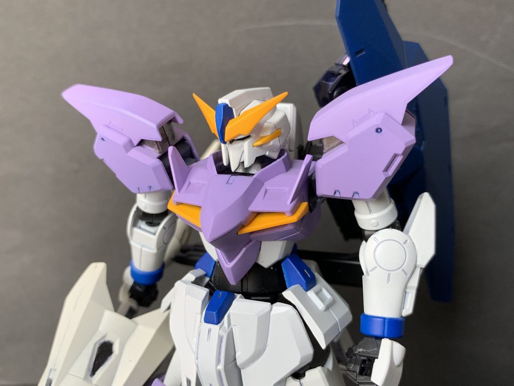 本体の改修ですが、各部のスミ入れに加えて首を1mmほど延長しました。中に真鍮線を仕込んだりと初めてやる加工でしたが満足いくものになって良かったです。