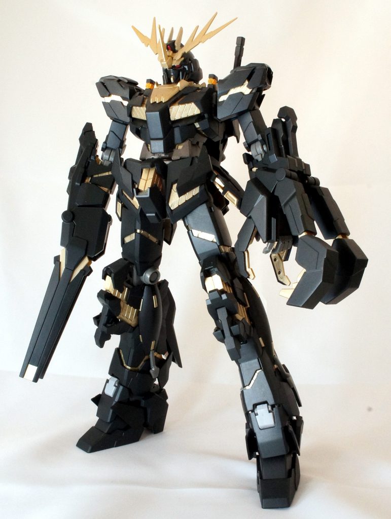 改造箇所として首延長と
肩の５ミリ上上げ
足の装甲展開時の短縮効果になります