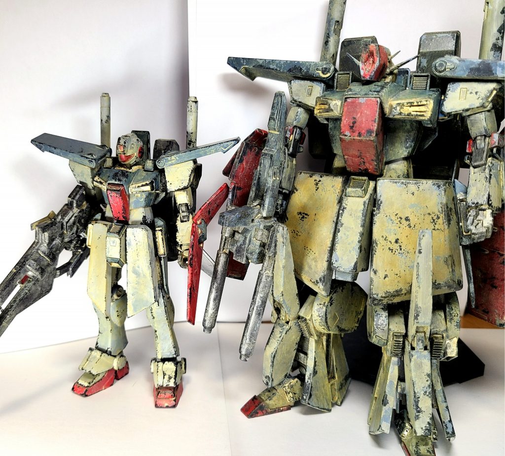 ジークフリートと比較。
親子のような夫婦のようなスケール感をイメージして製作しました。