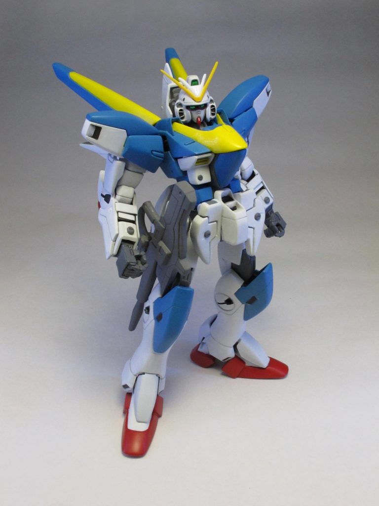 ノーマルなV2ガンダムです。フェイス部はMGのVガンダムのものに差し替えています。またアサルトパーツ、バスターパーツ共に、磁石やパーツの挟み込みでポロリを防止、サイドアーマーとライフルにも磁石を仕込んでいます。