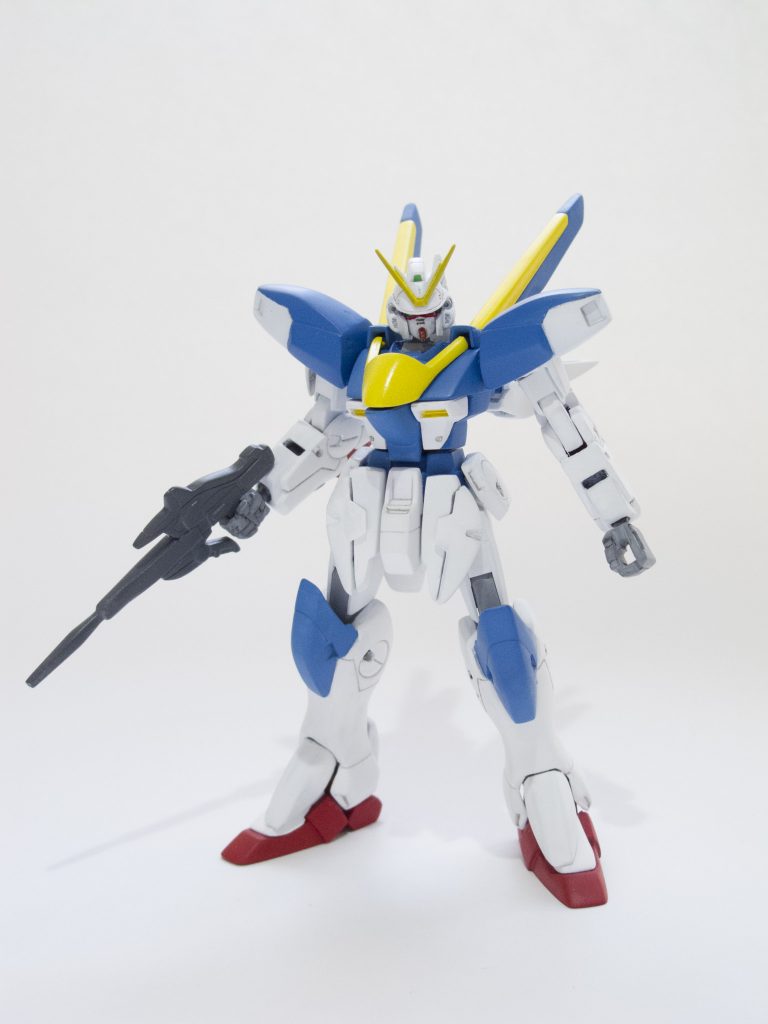 本体部分のみ、白バックで撮影したものです。ミキシングの結果、上腕と腿など節々が細い体型になりました。