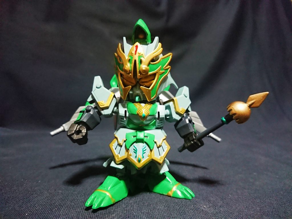 徐栄は董卓配下の武将で、反董卓連合の将をことごとく撃破してきた猛将です。
昨年制作した[華雄ザンネック](https://gumpla.jp/sd/317978)とコンビを組ませるためゲンガオゾにしました。