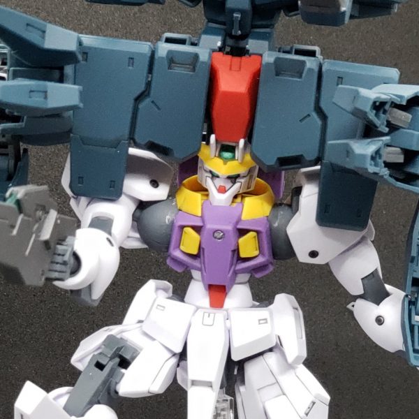 HGラファエルガンダム