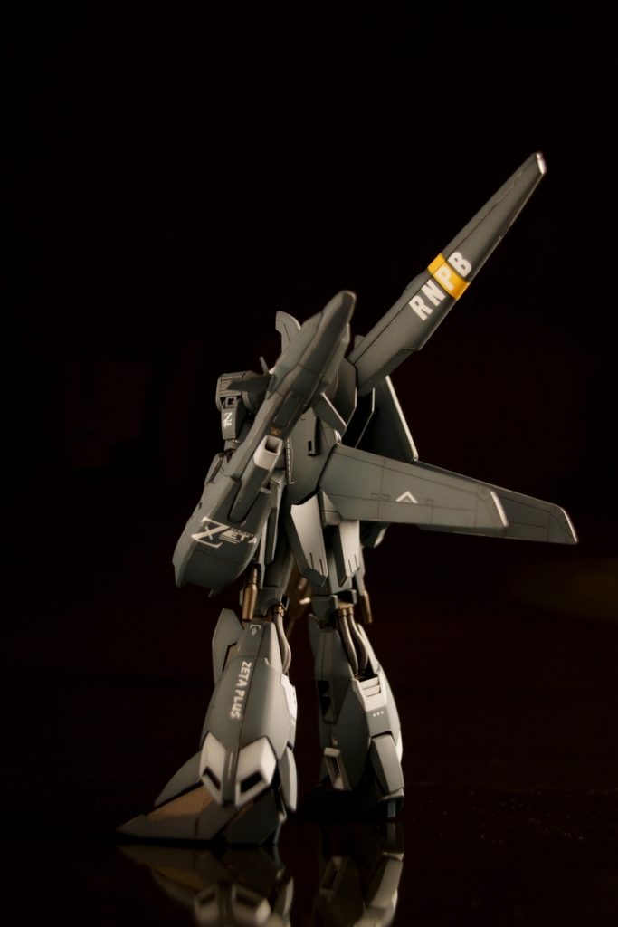 ゼータから流用したハイメガランチャーはネオジム固定なので、このように普通の状態も可