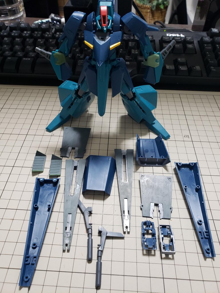 ムーバブル・シールド・バインダーの組み立て開始