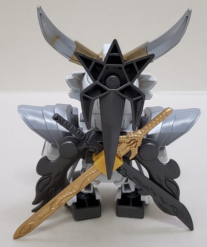 背面
龍帝剣と爪龍刀