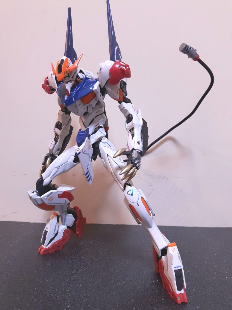 使用キットはhgバルバトスルプス、レクス、マルコシアス。1/100ルプス、RGエヴァ初号機。