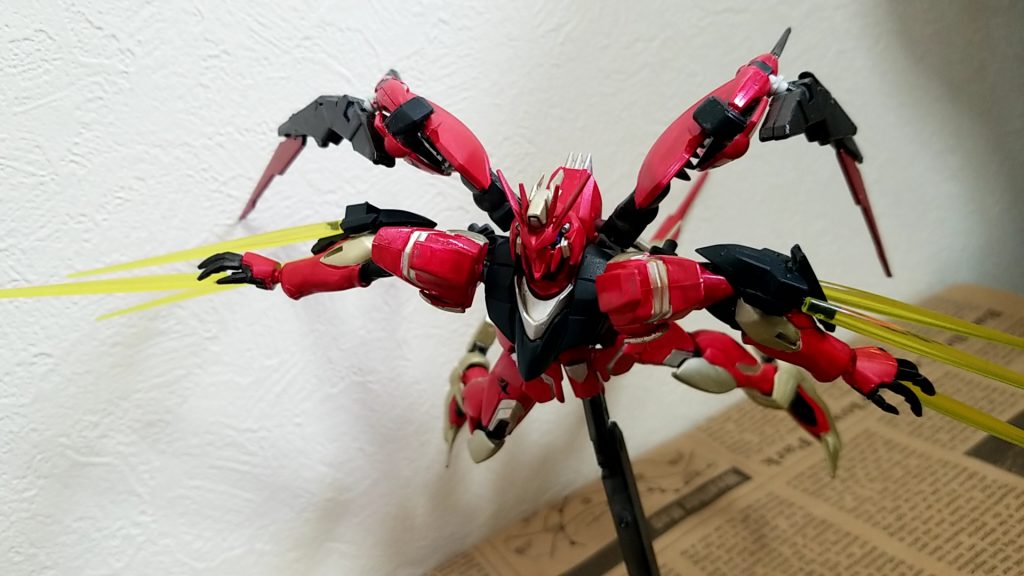 EXA-バースト
本機最大の特徴
バックパックのウィングを移動させXラウンダーの能力を向上
基本性能を引き上げる

これはガンダムAGE-FXのFX-バーストをEXA-DBのデータを用いて流用、再現したという設定