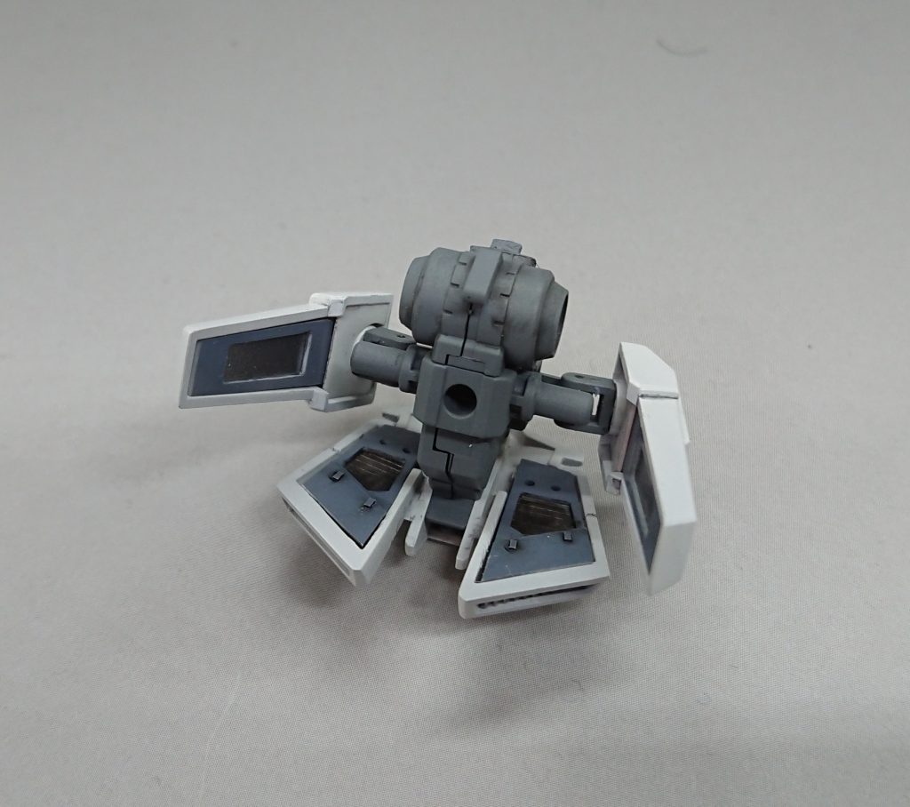 画像は在りませんがフロントアーマー裏も作りました。