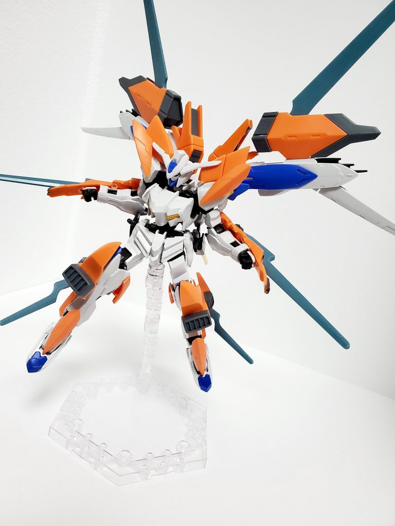 「GO！シュナイダー！！」
機体名:バエルゼロ／シュナイダー
シュナイダーユニットを装着したバエルゼロの近接戦闘形態。
バエル本来の近接戦闘能力を更に強化したユニットでバエルとの相性はがいい。
追加されたブレードとバエル·ソードによる連続攻撃で敵を圧倒する。