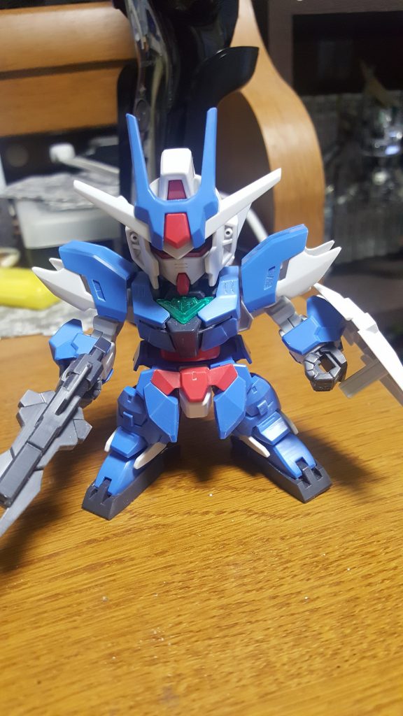 塗装前(　・ω・)
肩やアンテナはヤスって尖らせてます(　＾ω＾)