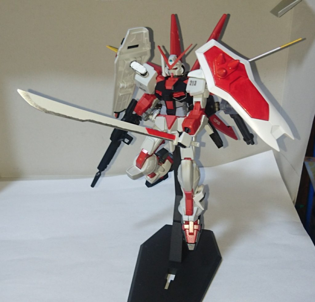 対艦刀は一本のみ装着させてます。
I.W.S.Pのと同じ物を使っているとの事。