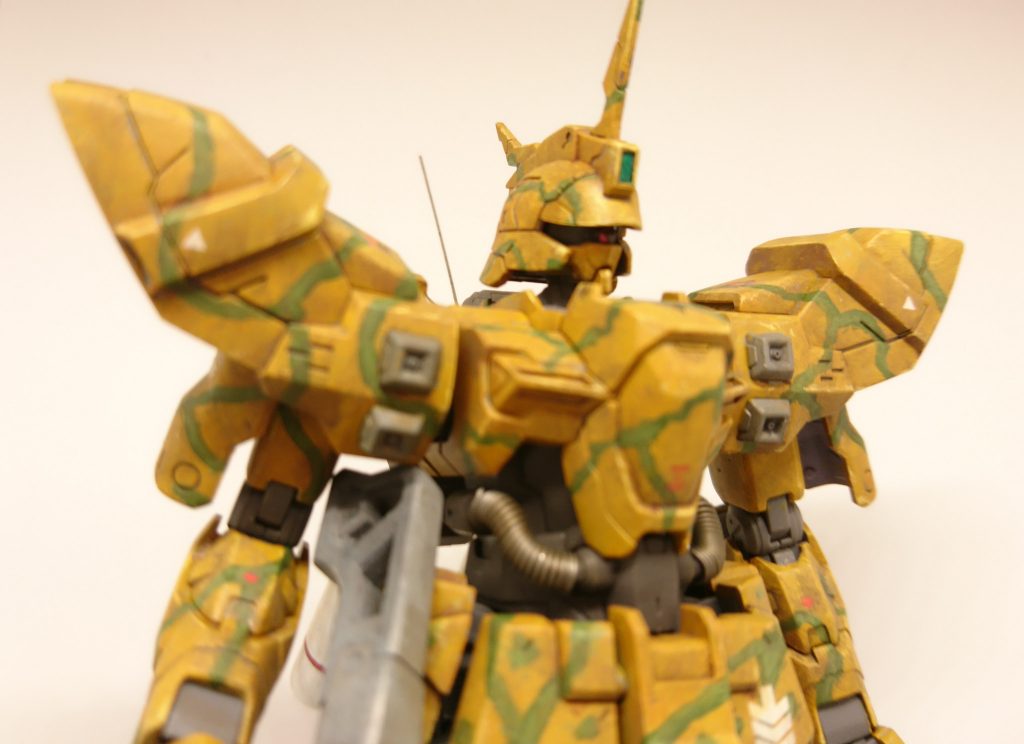 モノアイはHアイズにしましたが、あまり目立ちませんね。