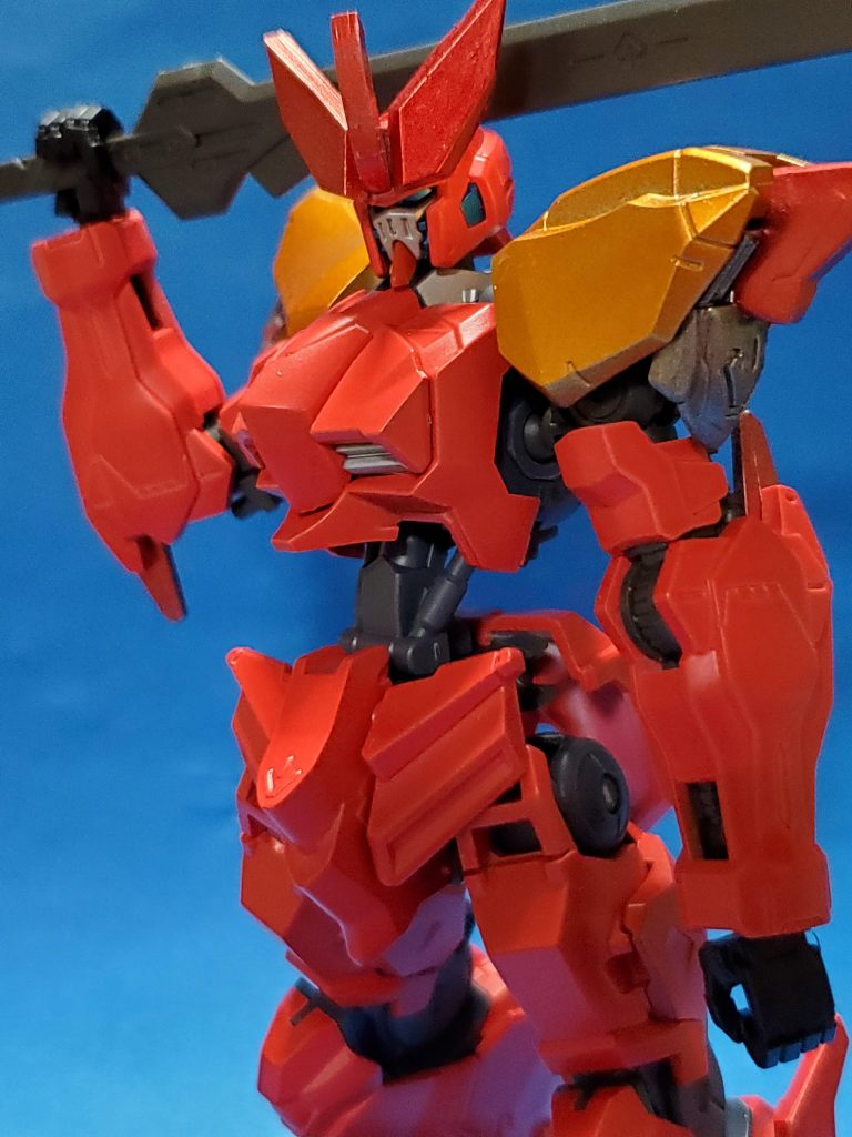 剣を装備

本来は原点にならい、剣をスクラッチしていたのですが折れてしまったのでマルコシアスの剣を装備させてみました。