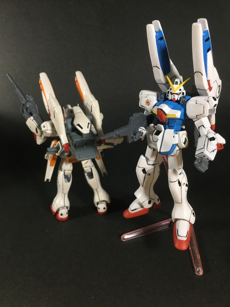 次に青いツノ付きV1、10年ほど前にエアブラシを購入し、試しに調色した青とつや消しの赤を吹いてみたものです。どっちも新しいツールを使って、浮かれてましたなぁ。