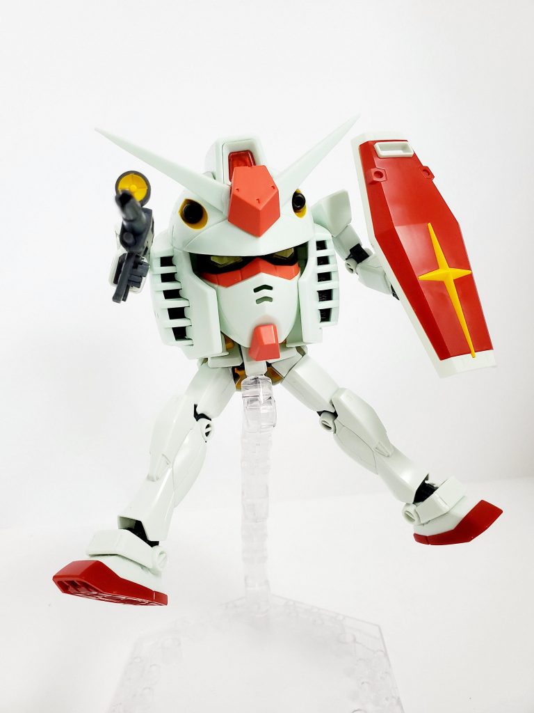 神の如き威厳を放ち、上り詰めた高みから全てを掌握する。