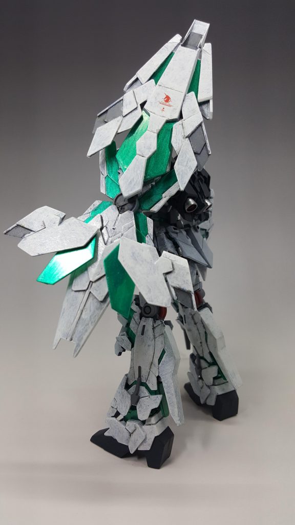 シールドはアームドアーマーDEに変更し、バンデシネ版にしてます( ^ω^)