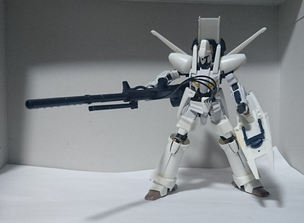 「やってみる!」エルガイムの最強武器といえば、やはりこのバスターランチャーですよね。原作では、これで最後の決着をつけました。