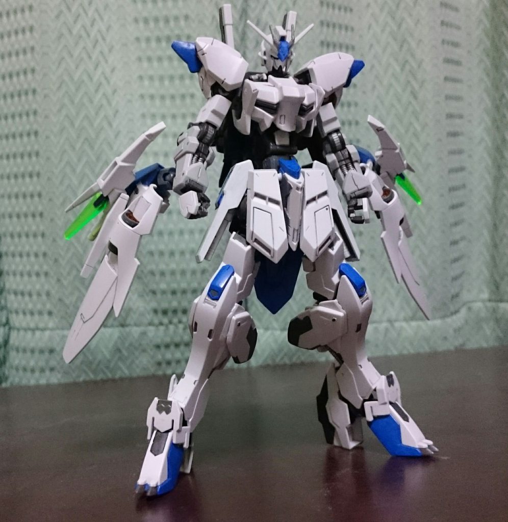 別パターン
ダブルオースカイのようなシルエットにすることも可能です