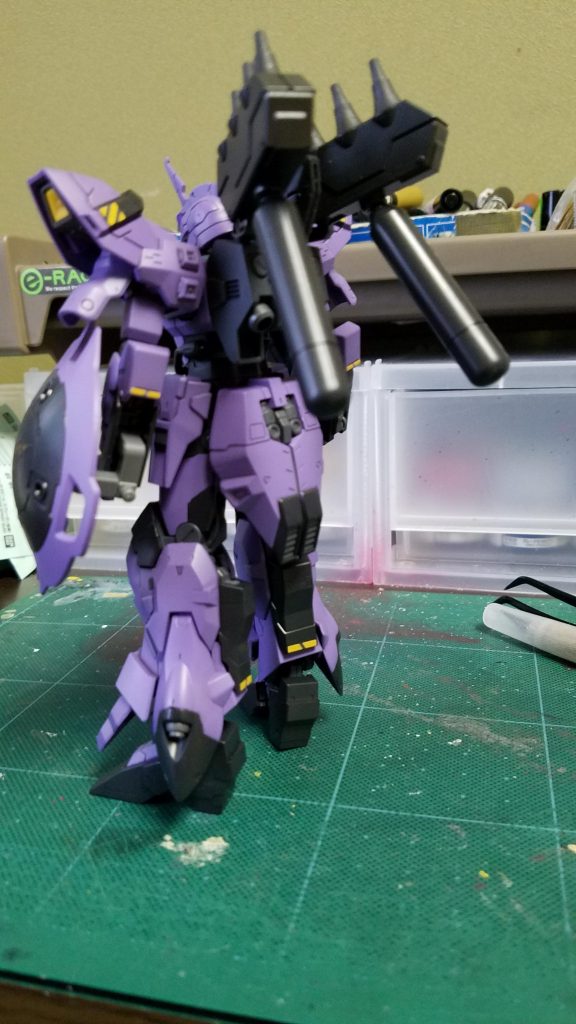 バックショット(シールドは使わなかったジョイントパーツ使って装備してます。)