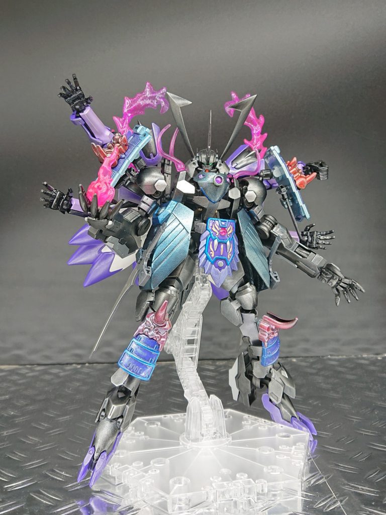 黒の奥の手、それは「妖怪九尾」の力。
本来の黒のままでも発動できるが、魔王から得た阿修羅の冥衣の効力もあり、狐火をかざし技を発揮した瞬間、いつの間にか相手の姿は見えなくなっているのである。