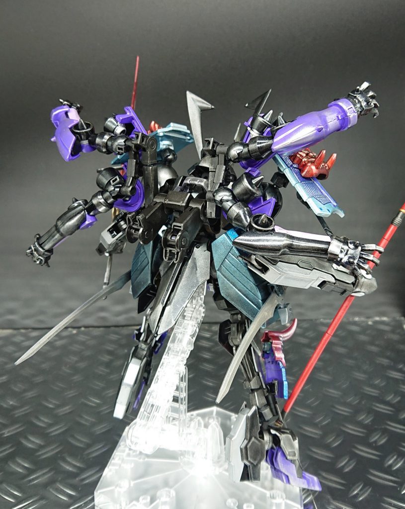 黒「冥衣を装着した今、阿修羅をも凌駕する力をご覧いれよう。」