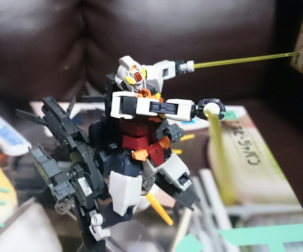 30MMを弄っているときに、偶然思い付いたマーズコアガンダム用の追加ブースターユニット。
小柄且つ、高機動性を持って、高速移動中にすれ違い様に敵を切り裂くっス!