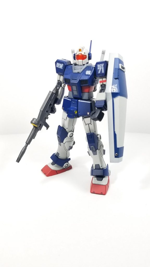 外しすとジムに戻ります。因みにカラーにかんしては、ガンダムSEEDで出てくる105ダガーを参考にして塗装してます。