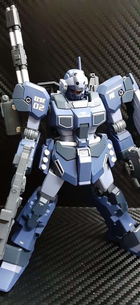 他から持ってきたの武器を小加工して持たせたり、背負わせたりしました。

時間があったのででカール貼ってみました。