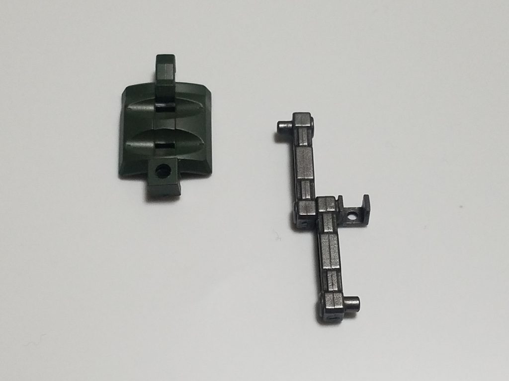 ビームトマホークがかっこいいけど携帯させる場所が無かったので、ジョイント材を使ってマウントを作製