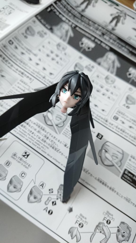 顔まで作り込むとこういう感じです。