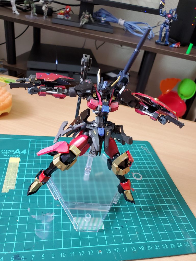 ヴィダールのフロントアーマー拝借し､ハンドガンも。
左背に砲台もあります！
色んな距離で戦えるって良いですよね(* ﾟ∀ﾟ)