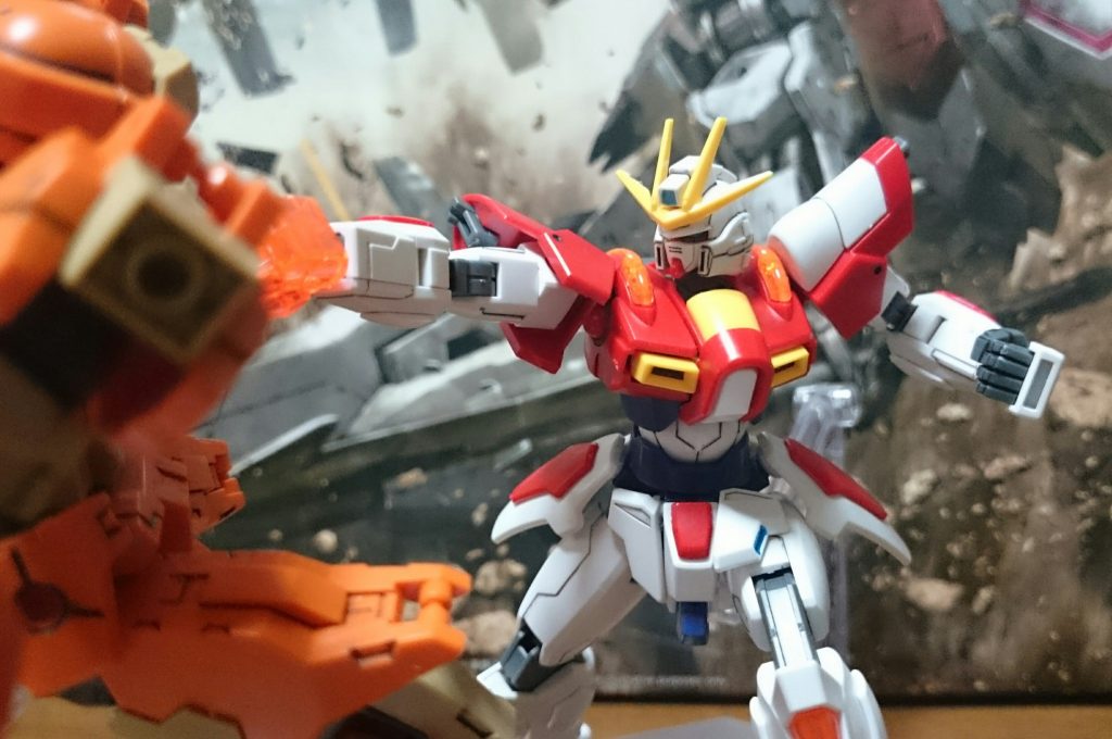 ・次元覇王流「流星螺旋拳」
流石に画像じゃあ、拳の回転具合が伝わらないっスね…