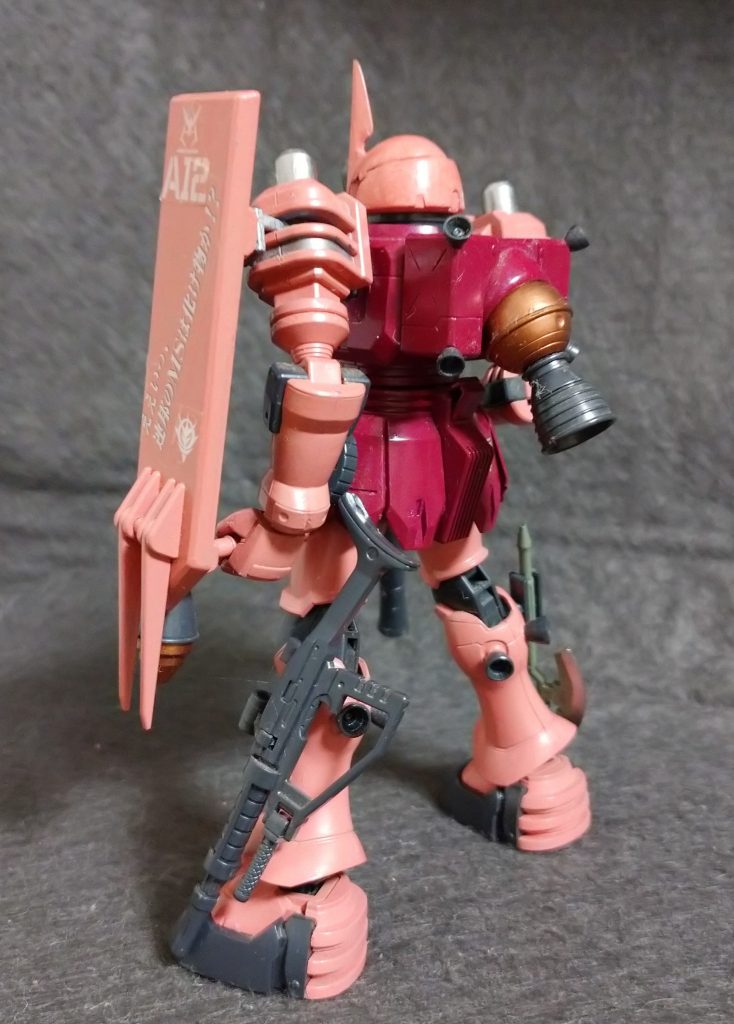 バックショット
唯一の改修点は､ブレードアンテナが小さく見えるので､1/100のブレードアンテナを使用してます